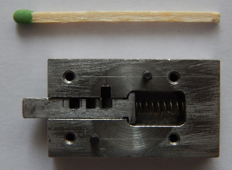 Файл:Mini lock05.jpg